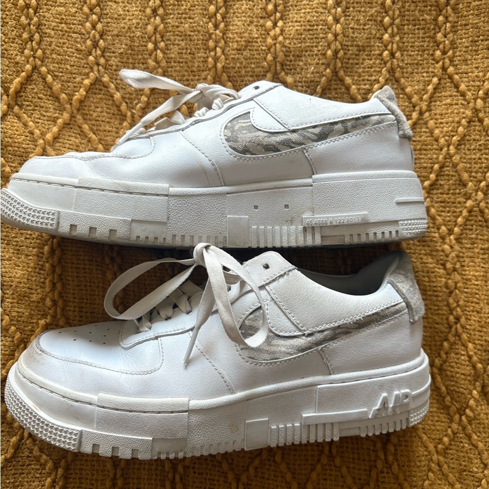 Nike Women’s Air Force